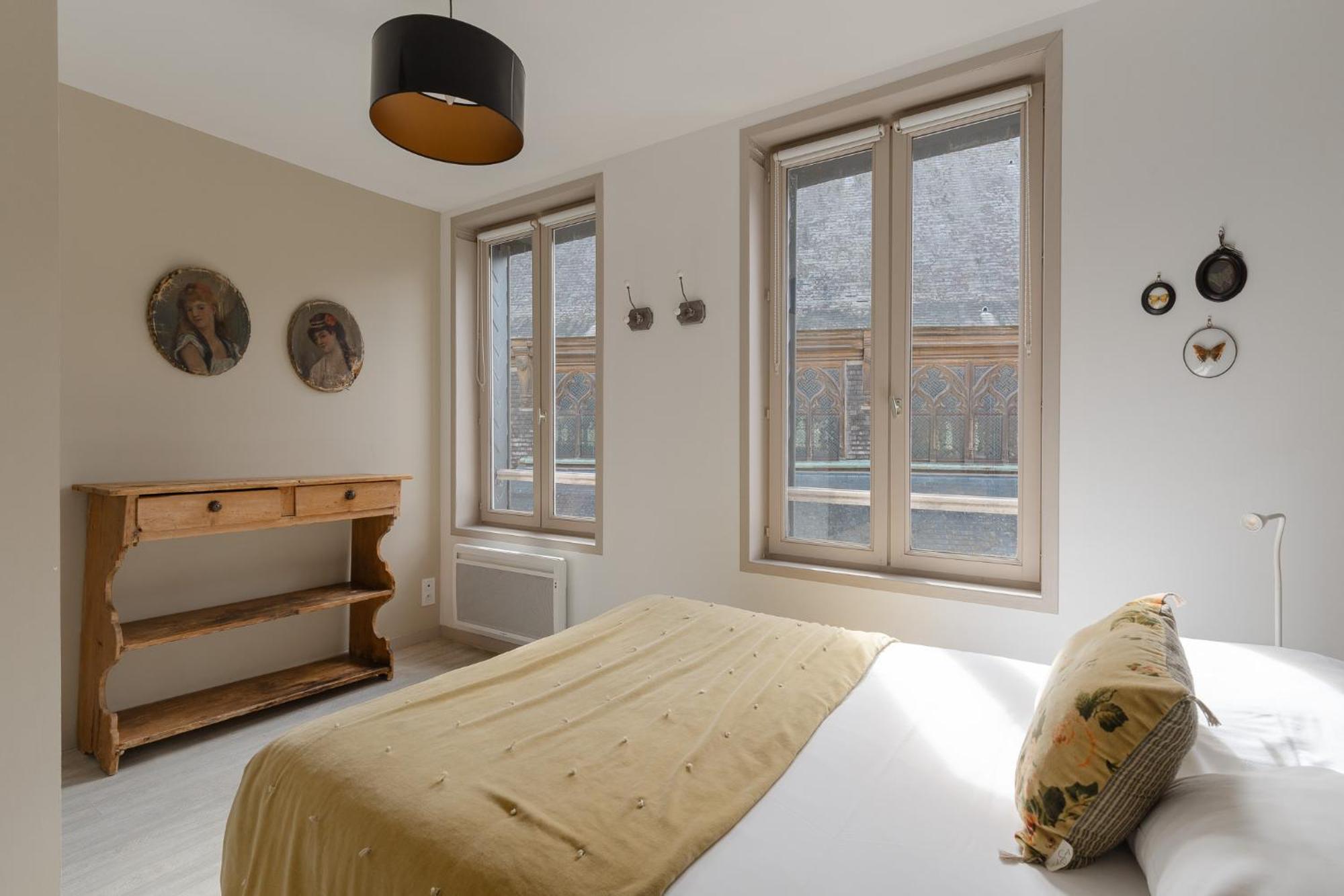 Studio Et Appartements Sainte Catherine Ονφλέρ Εξωτερικό φωτογραφία