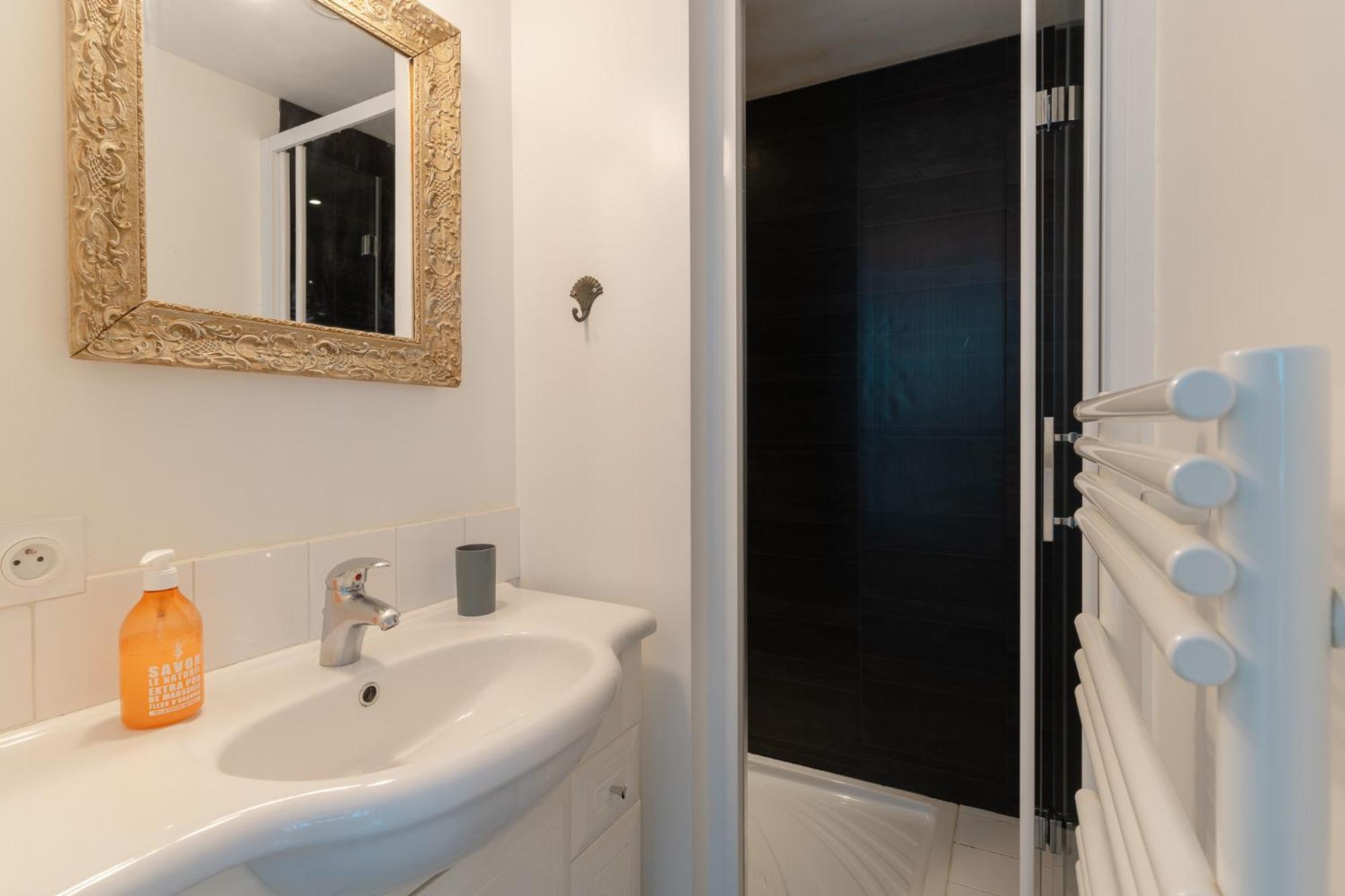 Studio Et Appartements Sainte Catherine Ονφλέρ Εξωτερικό φωτογραφία