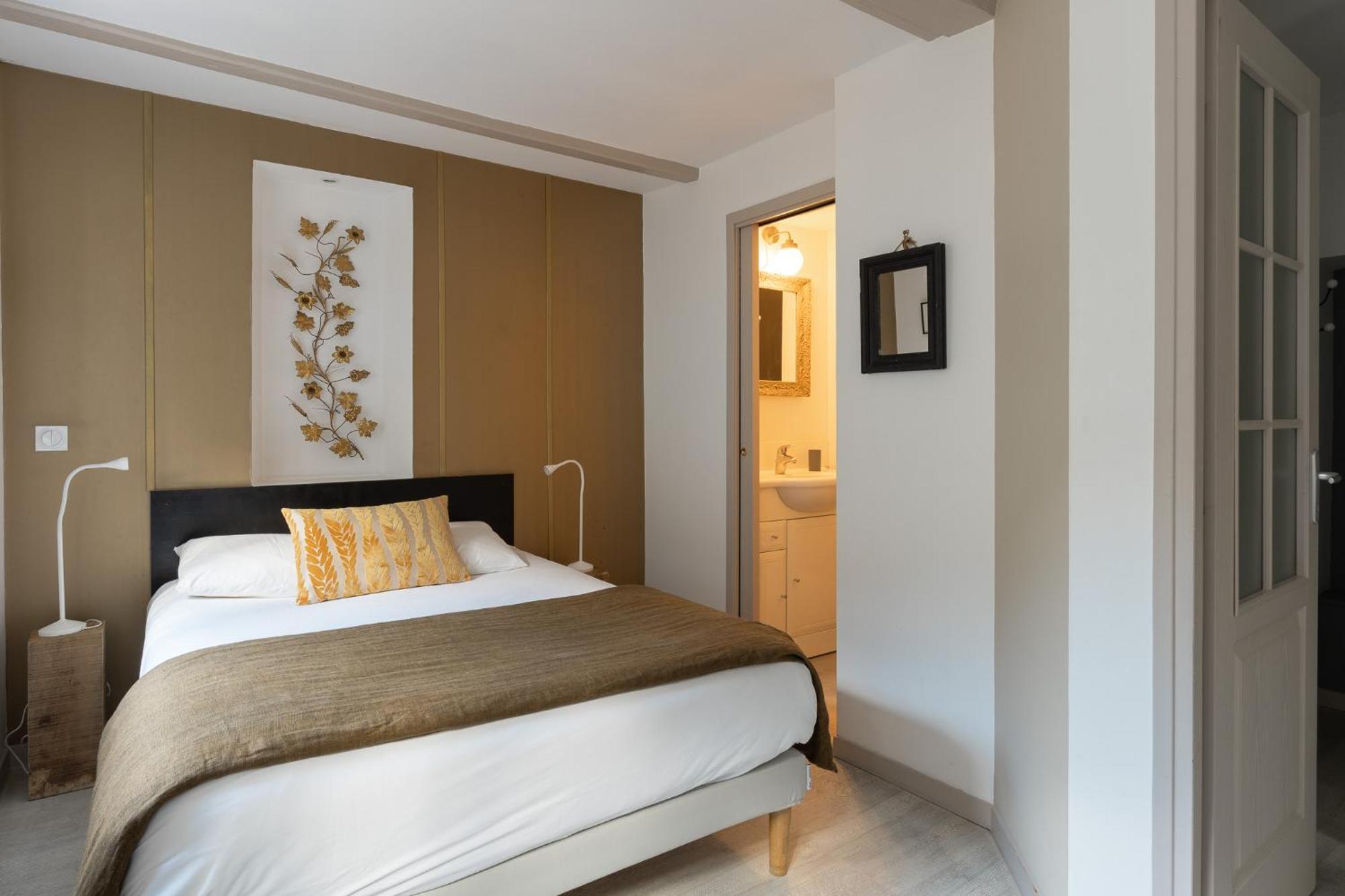 Studio Et Appartements Sainte Catherine Ονφλέρ Εξωτερικό φωτογραφία