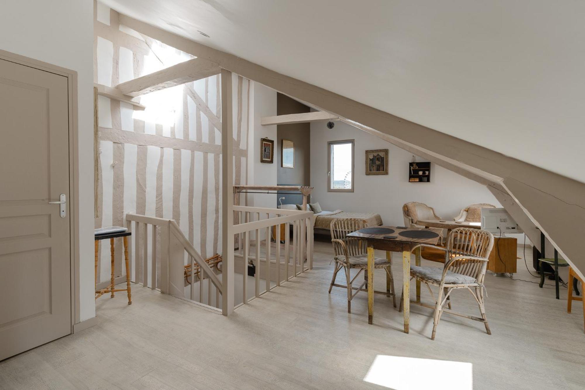 Studio Et Appartements Sainte Catherine Ονφλέρ Εξωτερικό φωτογραφία